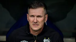 Paulo Turra terminou a campanha melcancólica do Santos na Sul-Americana em 2023