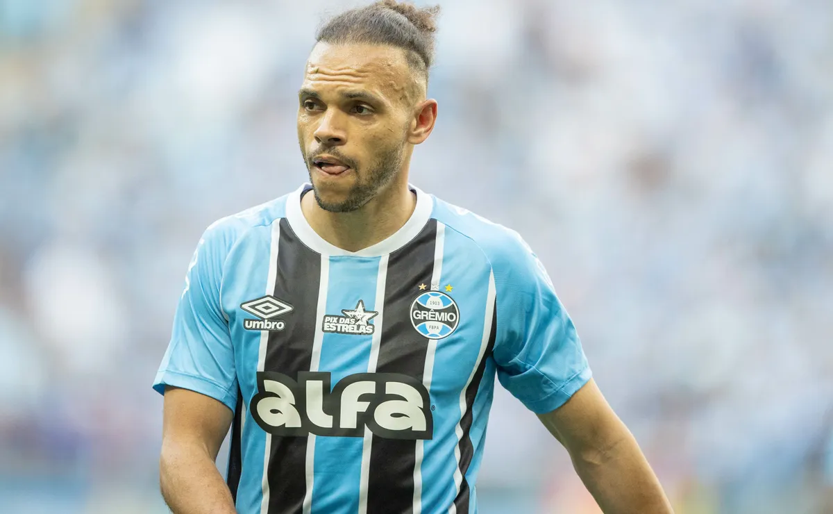 Braithwaite deve voltar a ser titular pelo Grêmio após 7 meses contra o Montevideo City Torque