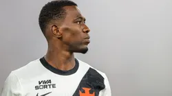 Carlos Cuesta foi titular na estreia da Sul-Americana - Foto: Thiago Ribeiro/AGIF