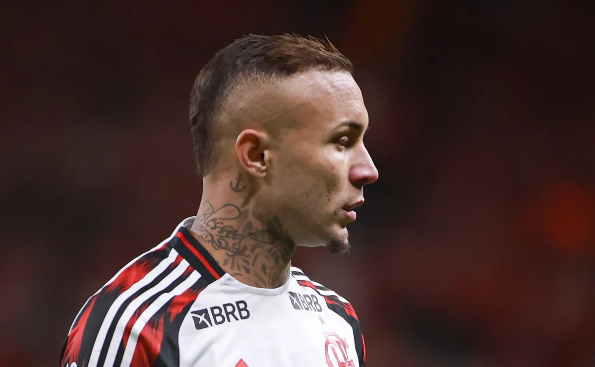 Lesão de Everton Cebolinha no Flamengo pode afastar interesse de Grêmio e Cruzeiro para julho
