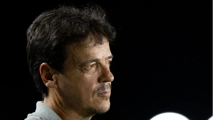 Fernando Diniz tecnico do Vasco durante partida contra o Volta Redonda no estadio Sao Januario pelo campeonato Carioca 2026. Foto: Jorge Rodrigues/AGIF