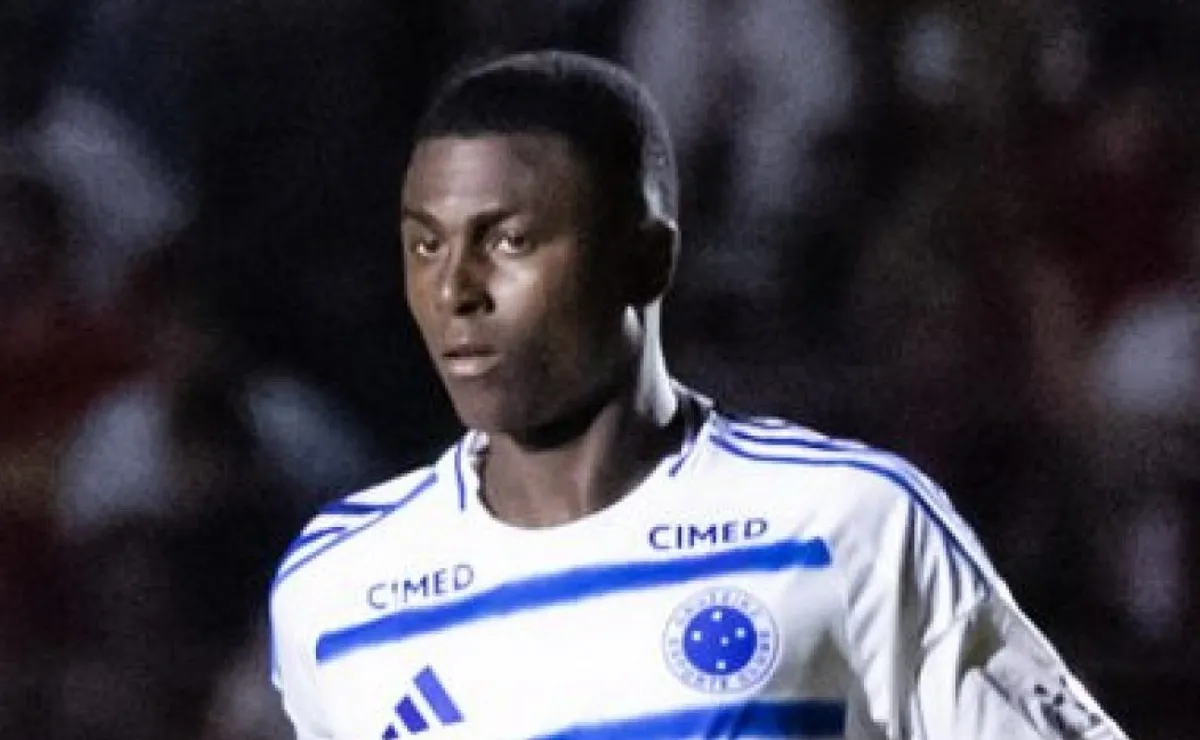 Artur Jorge trabalha com cautela com Néiser Villarreal no Cruzeiro e joia colombiana tem cuidado especial￼￼