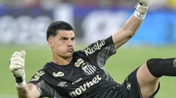 Gabriel Brazão se atrapalhou no gol do Deportivo Cuenca