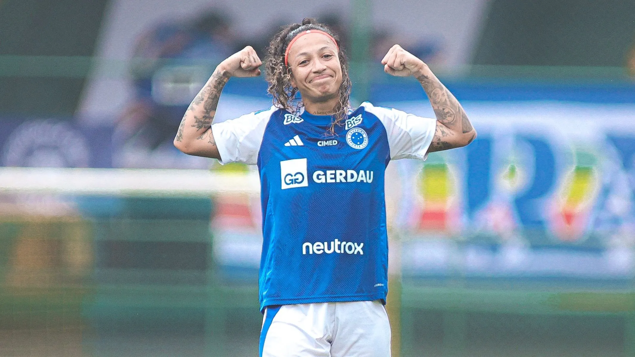 Byanca Brasil, atacante do Cruzeiro, em campo