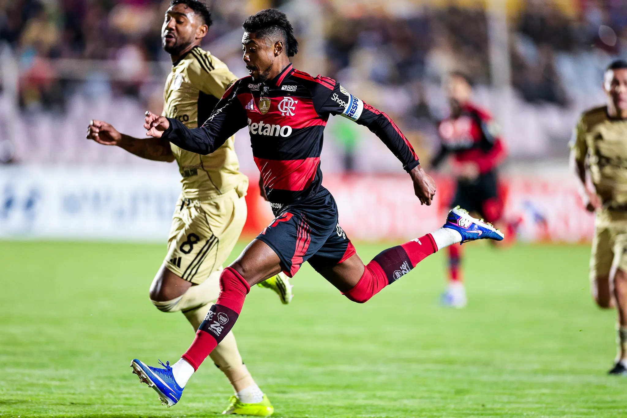 Bruno Henrique durante Cusco x Flamengo. Foto: Gilvan de Souza/Flamengo