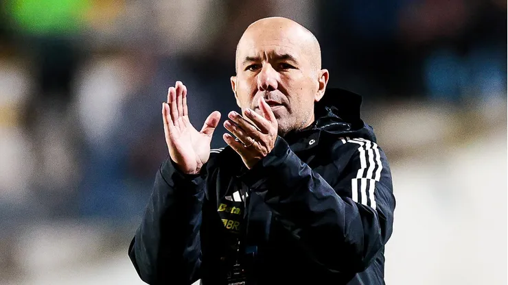 Leonardo Jardim em ação no duelo do Mengo contra o Cusco - Foto Gilvan de Souza/Flamengo
