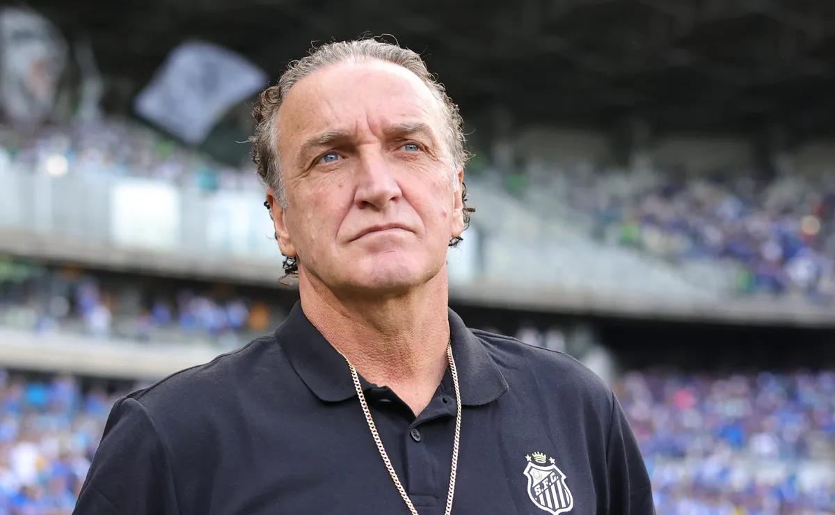 Derrota na Sul-Americana surte efeito e Cuca deve fazer mudanças no Santos