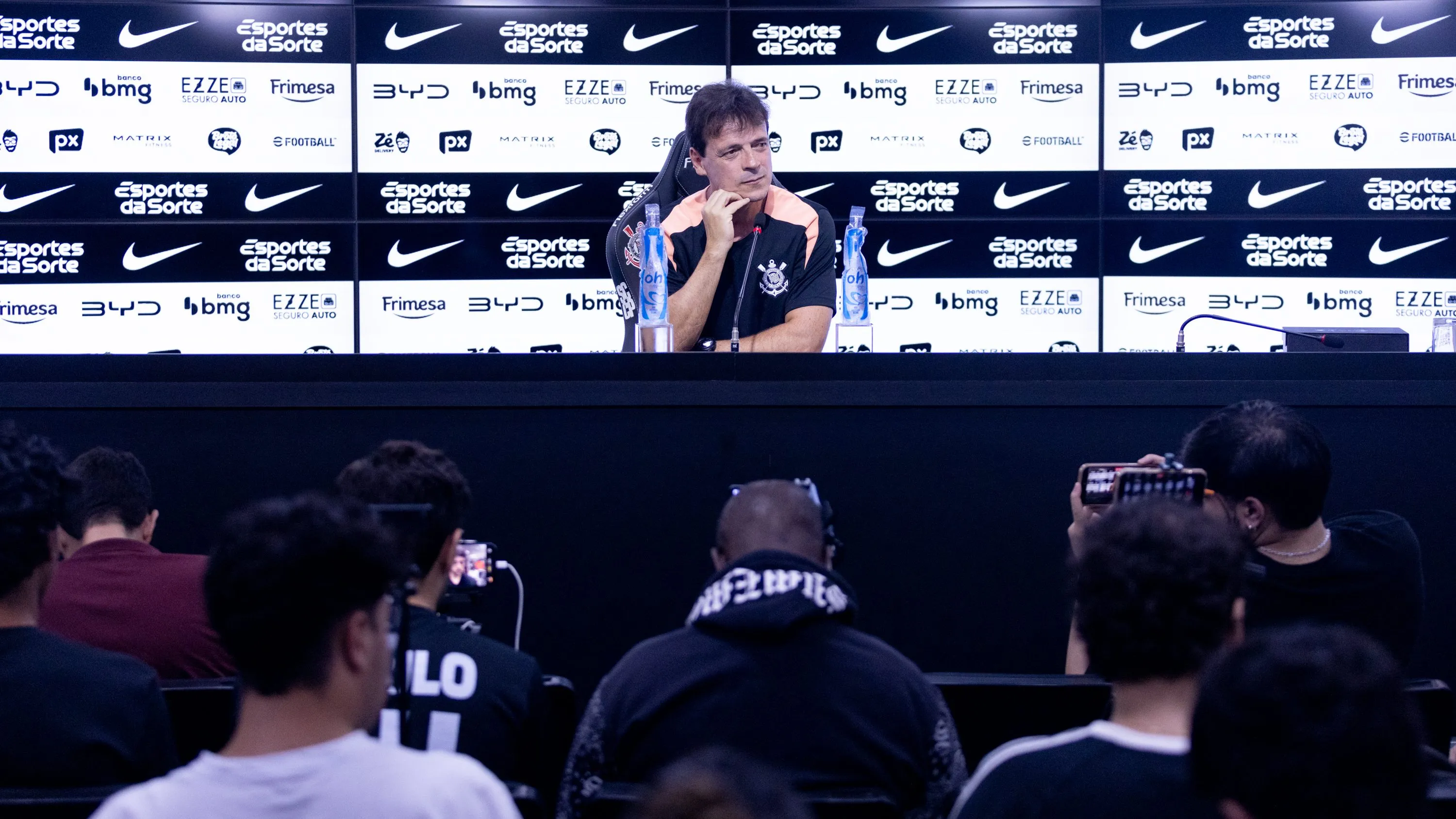 Apresentação de Diniz no Timão – Foto: Agência Corinthians – Rodrigo Coca