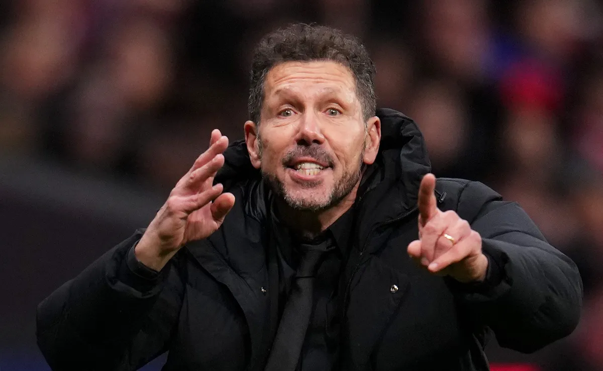 Diego Simeone aprova e Atlético de Madrid prepara oferta ao Corinthians de R$ 156 milhões por André Luiz