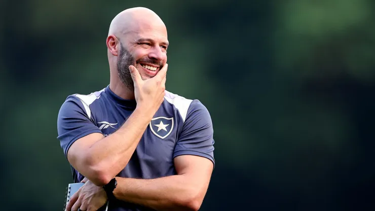 Botafogo repete estratégia e volta a ter técnico mais jovem da Série A — Foto Vítor SilvaBotafogo