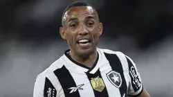 Lateral deu a sua opinião - Foto: Jorge Rodrigues/AGIF.