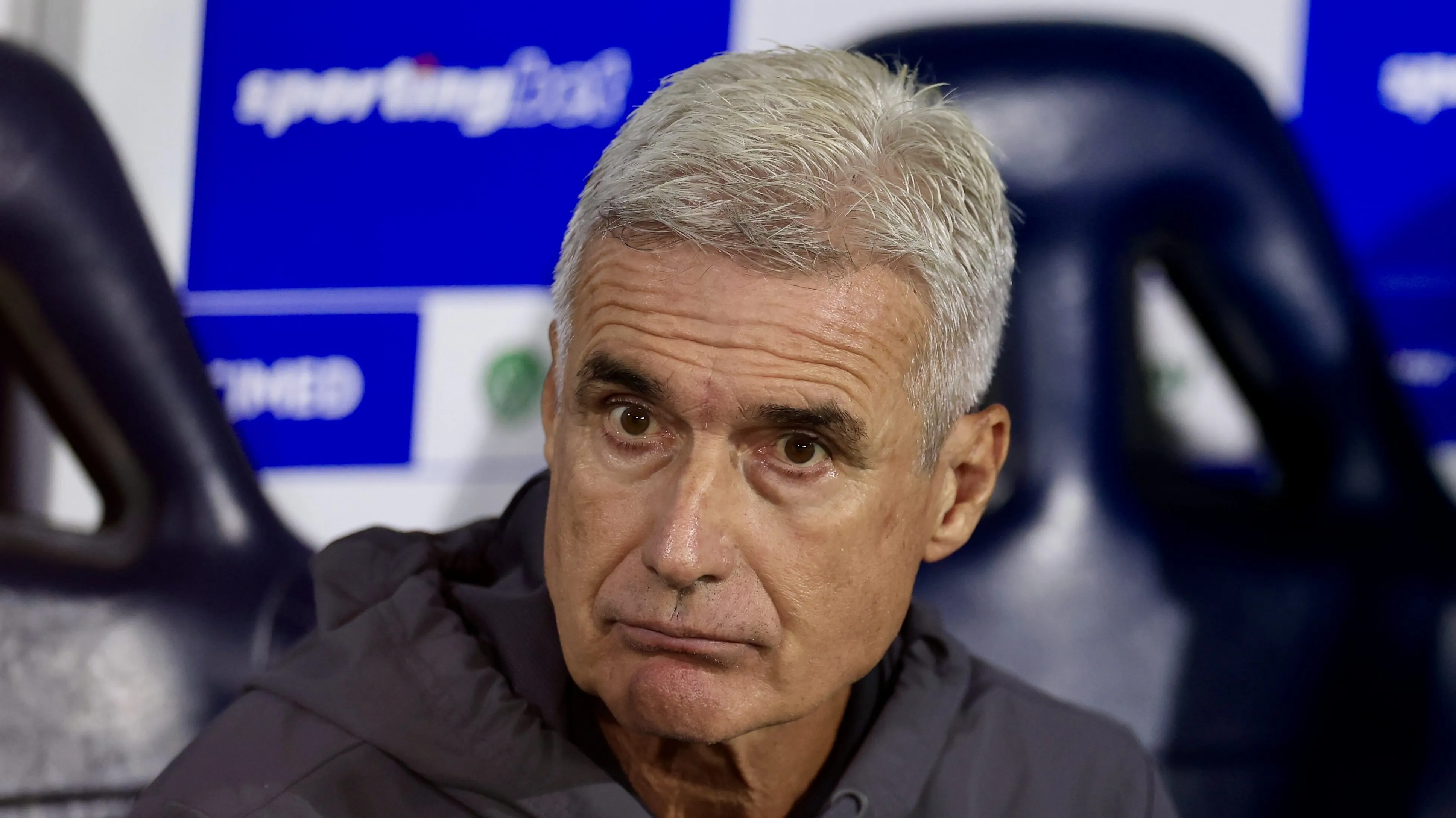 Luís Castro no Grêmio. Foto: Marcello Zambrana/AGIF