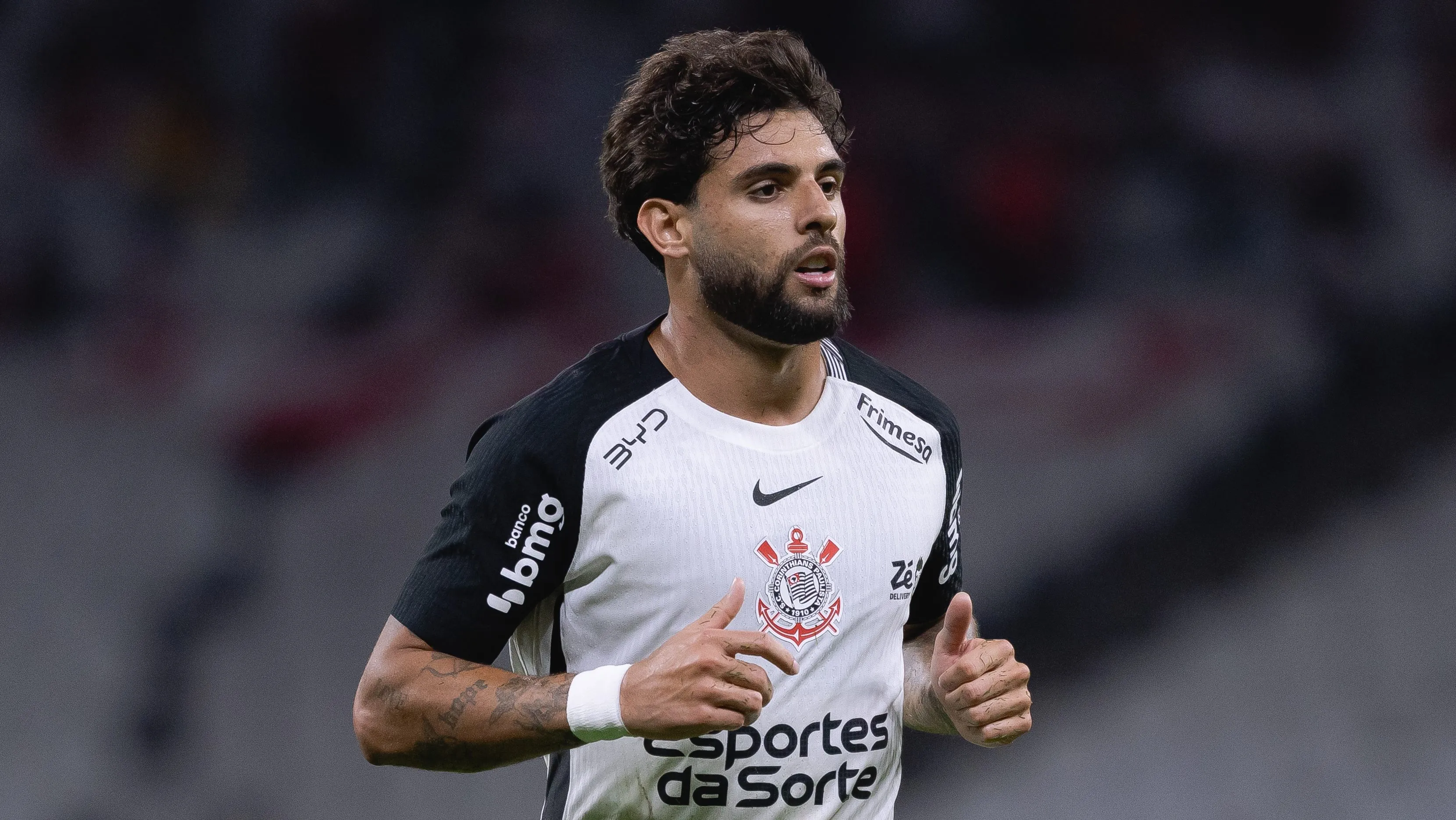 Yuri Alberto é dúvida entre os titulares - Foto: Ettore Chiereguini/AGIF.