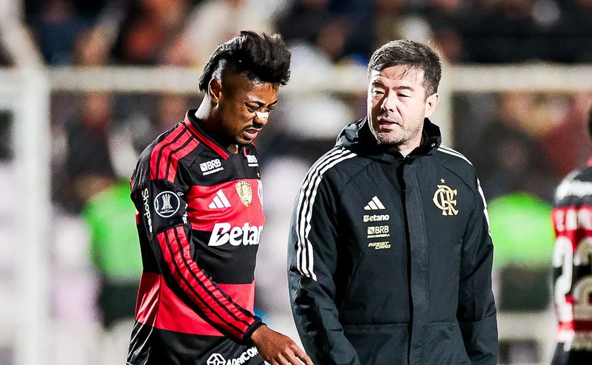Flamengo não consegue sair do Peru por problema no voo e precoupa a torcida nas redes sociais