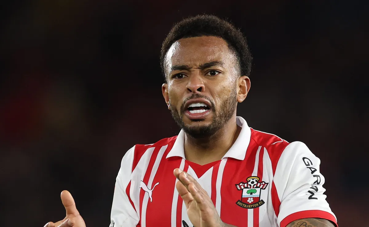 Flamengo quer novo lateral e avalia investida em Welington, ex-São Paulo, para a próxima janela