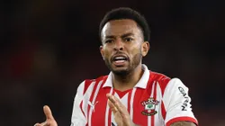 Welington durante partida pelo Southampton.