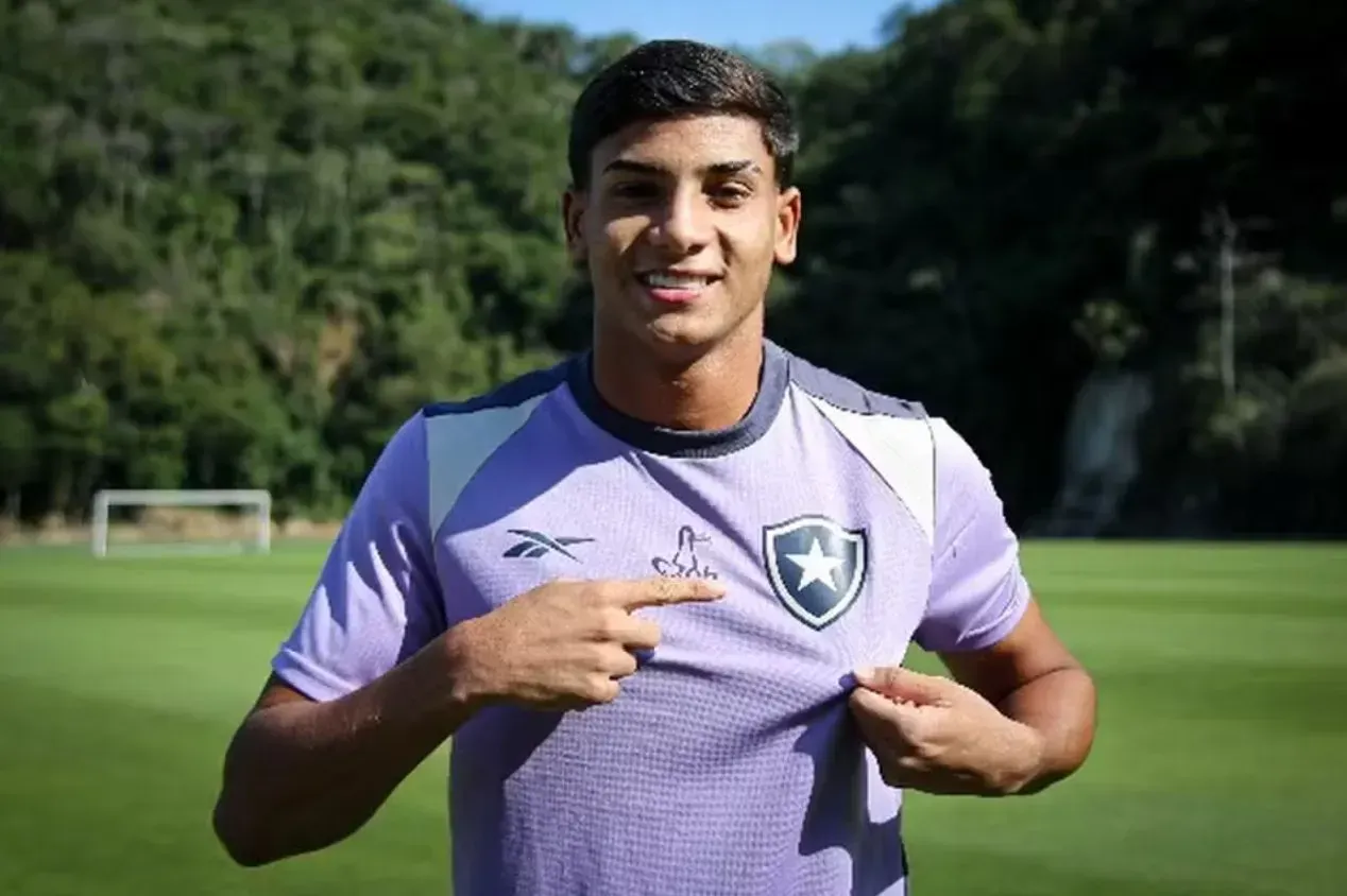 Kadu deve ser adquirido pelo Botafogo – Foto: Vitor Silva/Botafogo