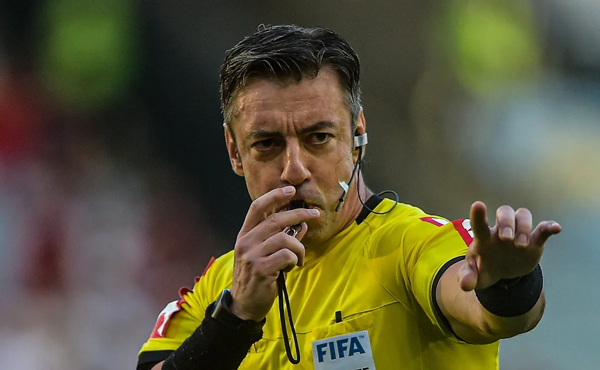 Fifa define os árbitros brasileiros que estarão na Copa do Mundo de 2026