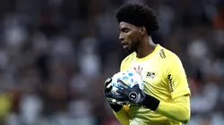 Hugo Souza goleiro do Corinthians durante partida contra o Internacional no estadio Arena Corinthians pelo campeonato Brasileiro A 2026. Foto: Marcello Zambrana/AGIF