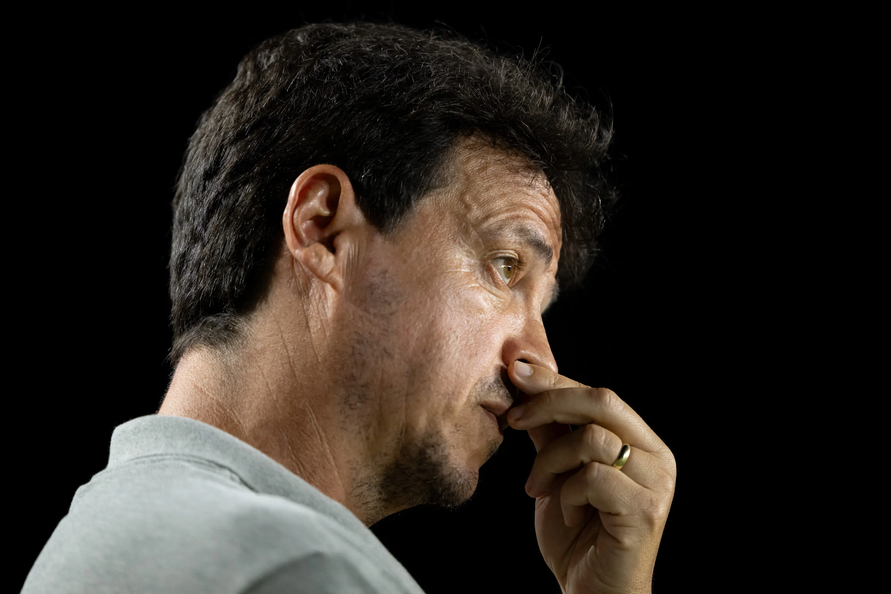 Fernando Diniz tecnico do Vasco durante partida contra o Volta Redonda no estadio Sao Januario pelo campeonato Carioca 2026. Foto: Jorge Rodrigues/AGIF
