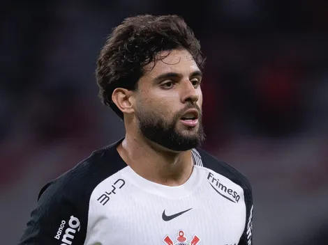 Yuri Alberto garante vitória e 'mata o jogo' em estreia de Diniz