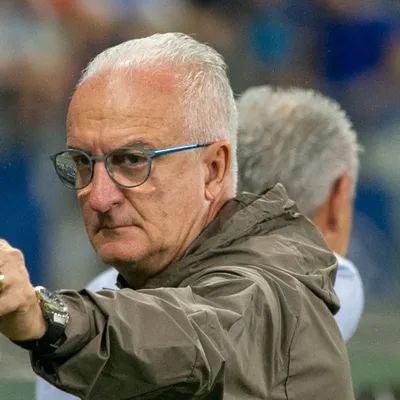 Torcedores do Santos pedem Dorival Júnior para o lugar de Cuca