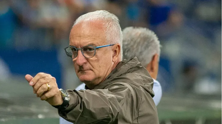 - Dorival Júnior está livre no mercado da bola