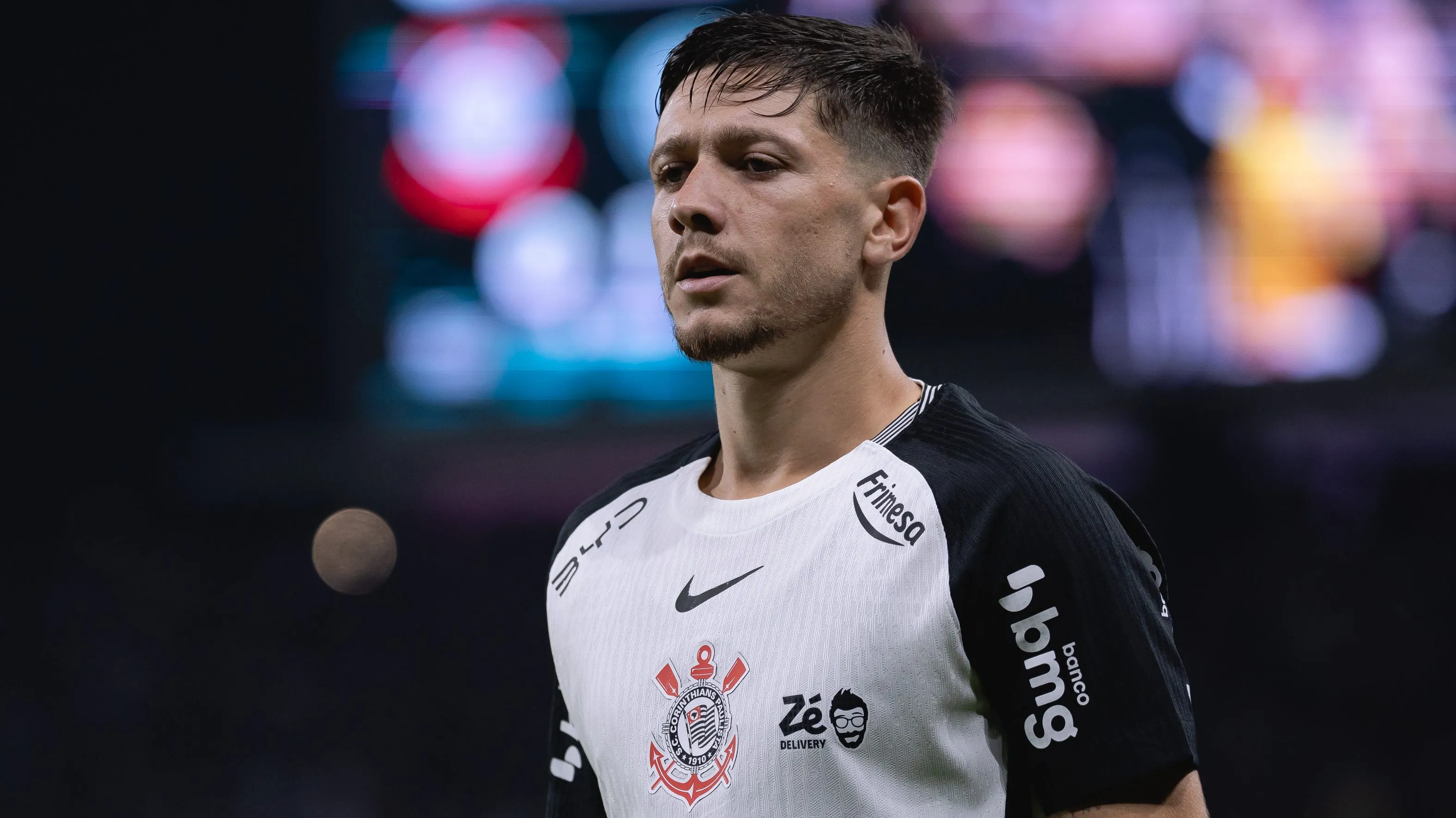 Rodrigo Garro falou sobre encarar o Verdão após vencer partida na Libertadores – Foto: Ettore Chiereguini/AGIF