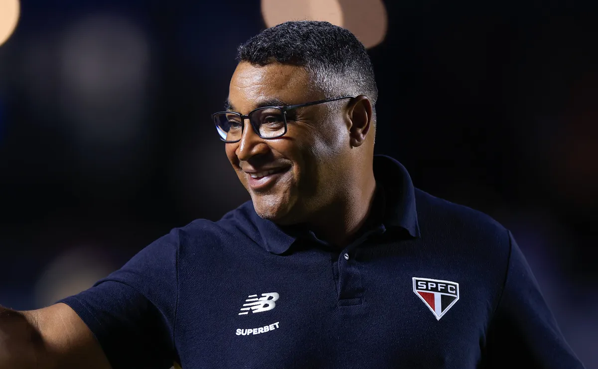 Roger Machado reencontra Jair Ventura em Vitória x São Paulo e defende ampla vantagem no confronto