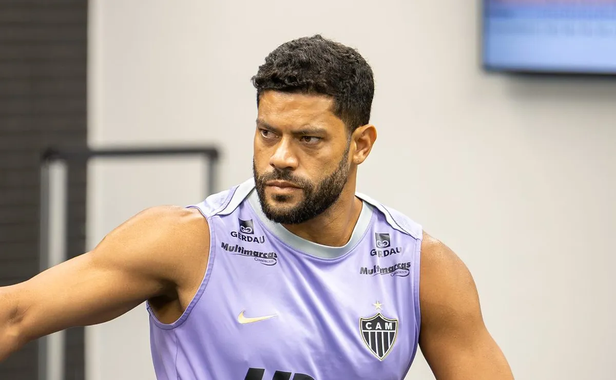 Hulk tem nostalgia ao treinar com o filho pela primeira vez no Atlético-MG: “Me fez voltar no tempo”