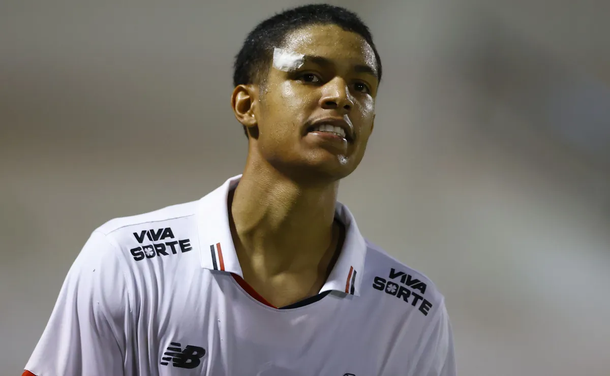 Ryan Francisco avança em recuperação e São Paulo projeta retorno ao elenco profissional