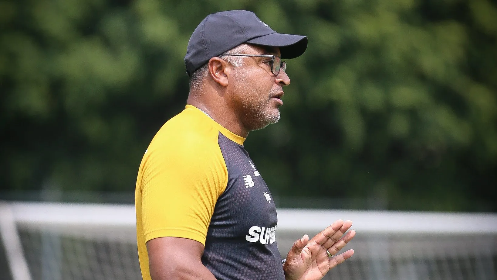 Roger Machado comanda treino no CT da Barra Funda – Foto: Erico Leonan / São Paulo FC