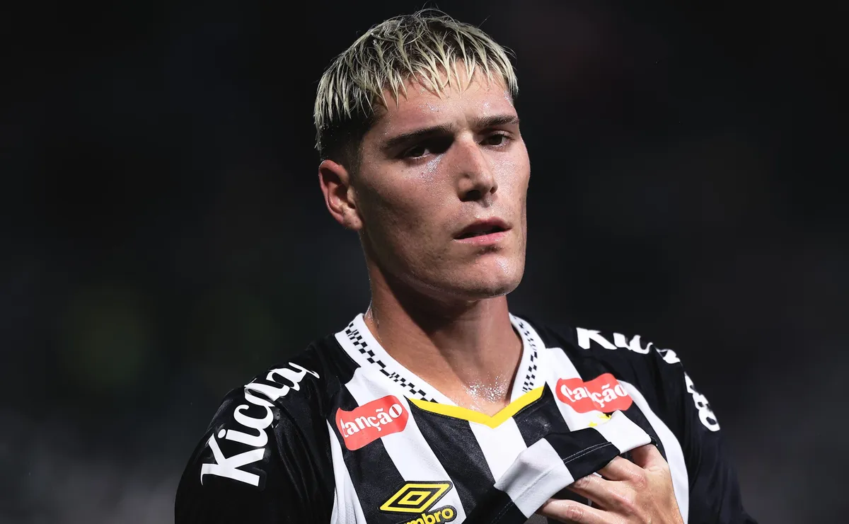 Santos vive drama extracampo e foi comprovado pendência de R$ 63 milhões sobre Benjamín Rollheiser