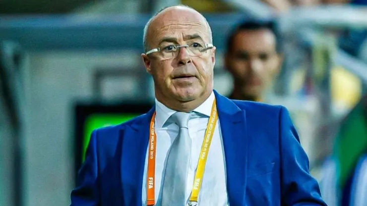 Jorge Célico exaltou as qualidades do Santos.