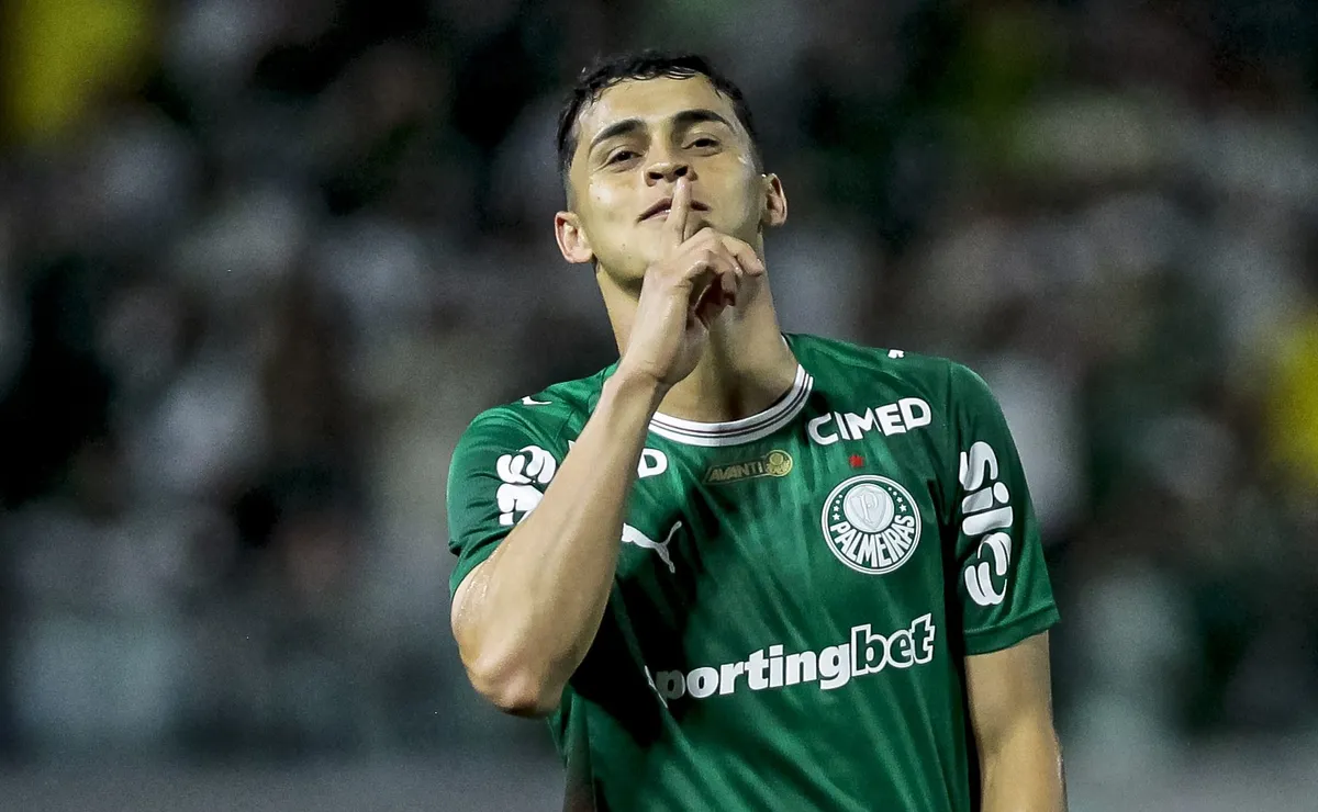 Ramón Sosa supera os titulares Maurício e Allan e vira destaque ofensivo do Palmeiras em 2026