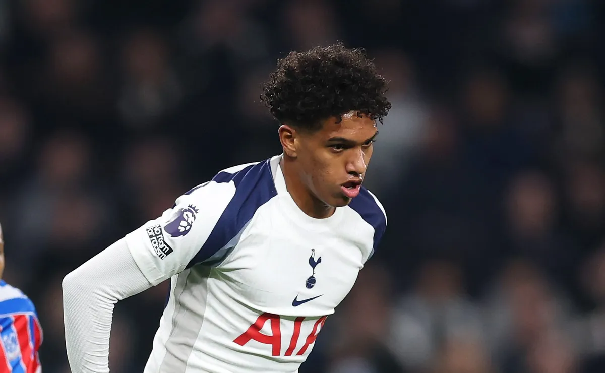 Flamengo busca lateral e torcida indica contratação de Souza, ex-Santos: “Seria uma ótima”