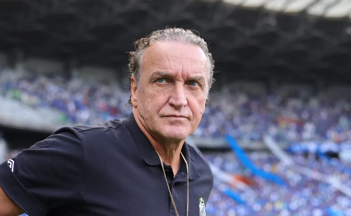 Cuca prepara escalação do Santos com três volantes e Gabigol e Neymar retornam contra o Atlético-MG