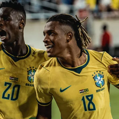 Flamengo ainda não tem conversas com Danilo, diz jornalista