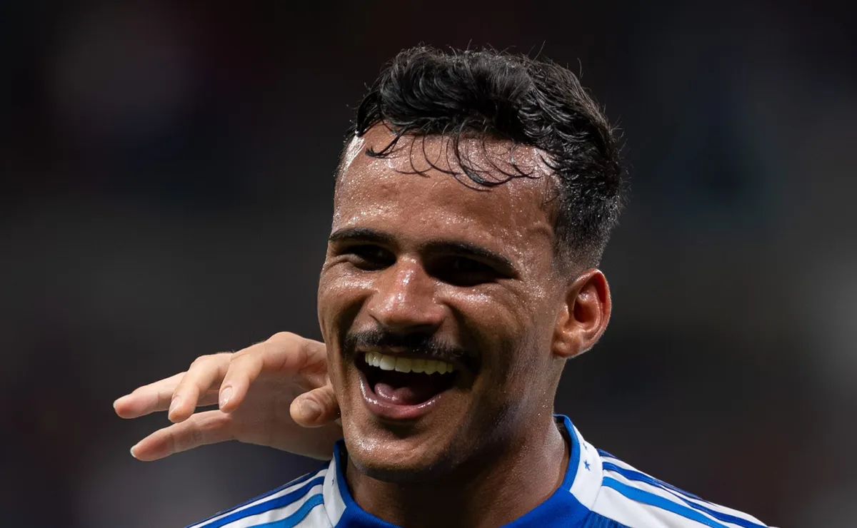 Cruzeiro avalia venda de Kaiki por R$ 88 milhões e pode contratar Cuiabano ou Cebolinha