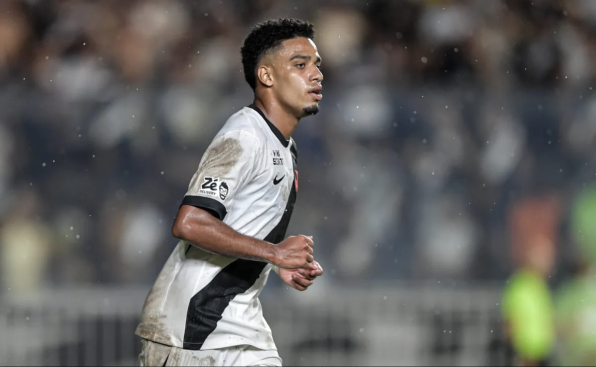 Brenner se recupera e volta a ficar à disposição do Vasco para duelo contra o Remo no Brasileirão