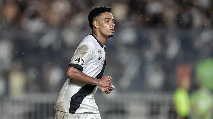 Brenner jogador do Vasco durante partida contra o Bahia no estadio Sao Januario pelo campeonato Brasileiro A 2026. Foto: Thiago Ribeiro/AGIF