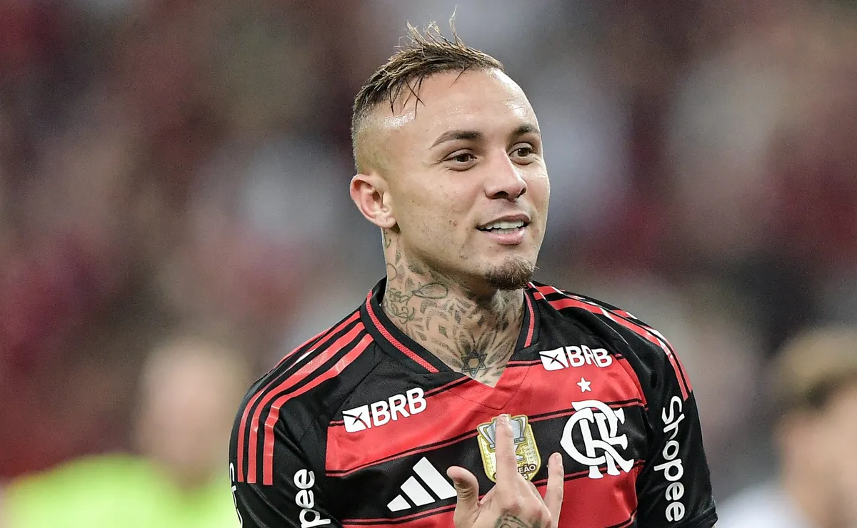 Everton Cebolinha prioriza exterior e dificulta plano do Corinthians por acordo no meio da temporada