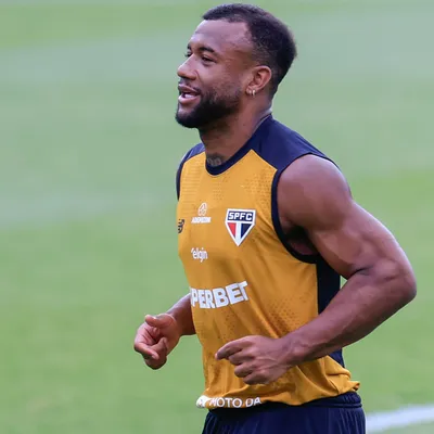 Luan pode virar titular no São Paulo em mudança tática