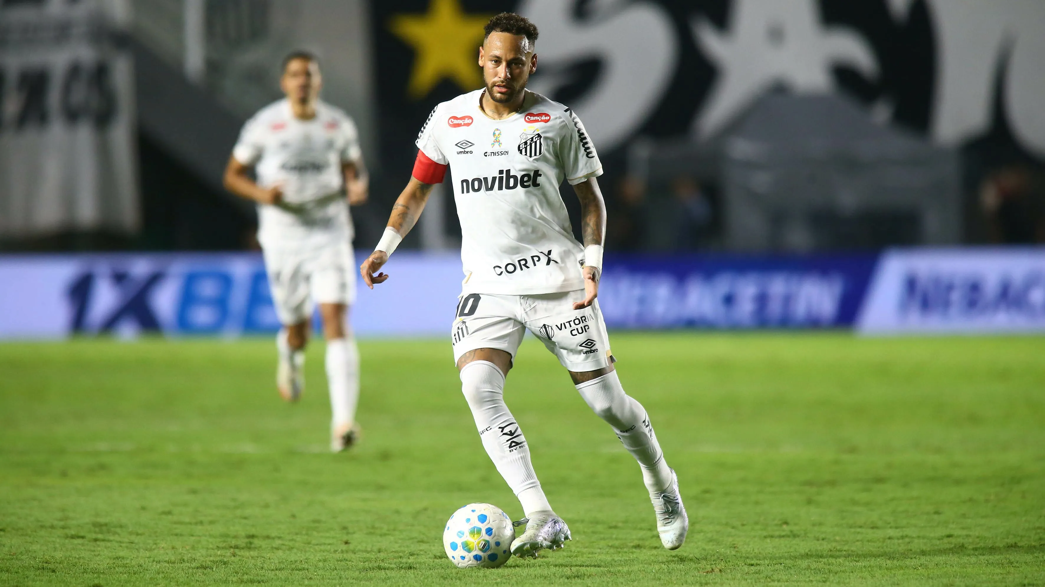 Neymar jogador do Santos durante partida contra o Remo no estadio Vila Belmiro pelo campeonato Brasileiro A 2026. Foto: Mauricio De Souza/AGIF