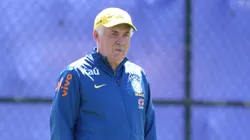 Ancelotti em treino da Seleção Brasileira