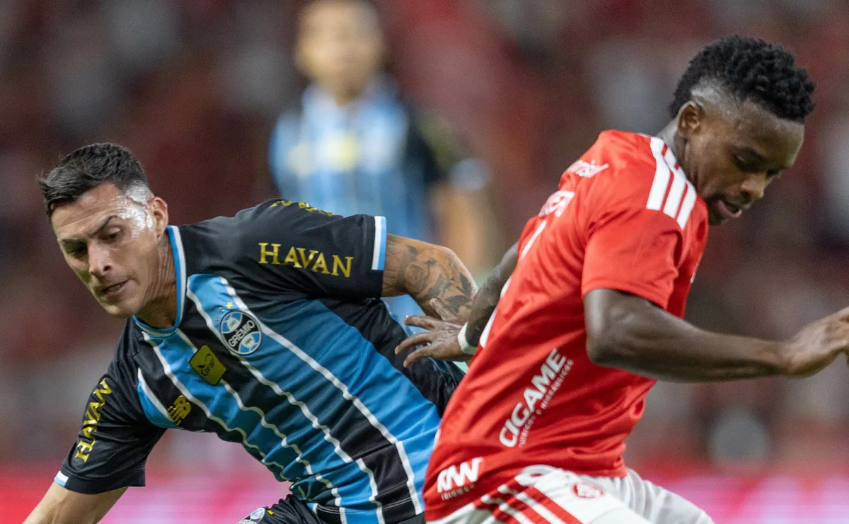 Grêmio fica apenas no empate contra o Internacional e resultado revolta a torcida contra Luis Castro