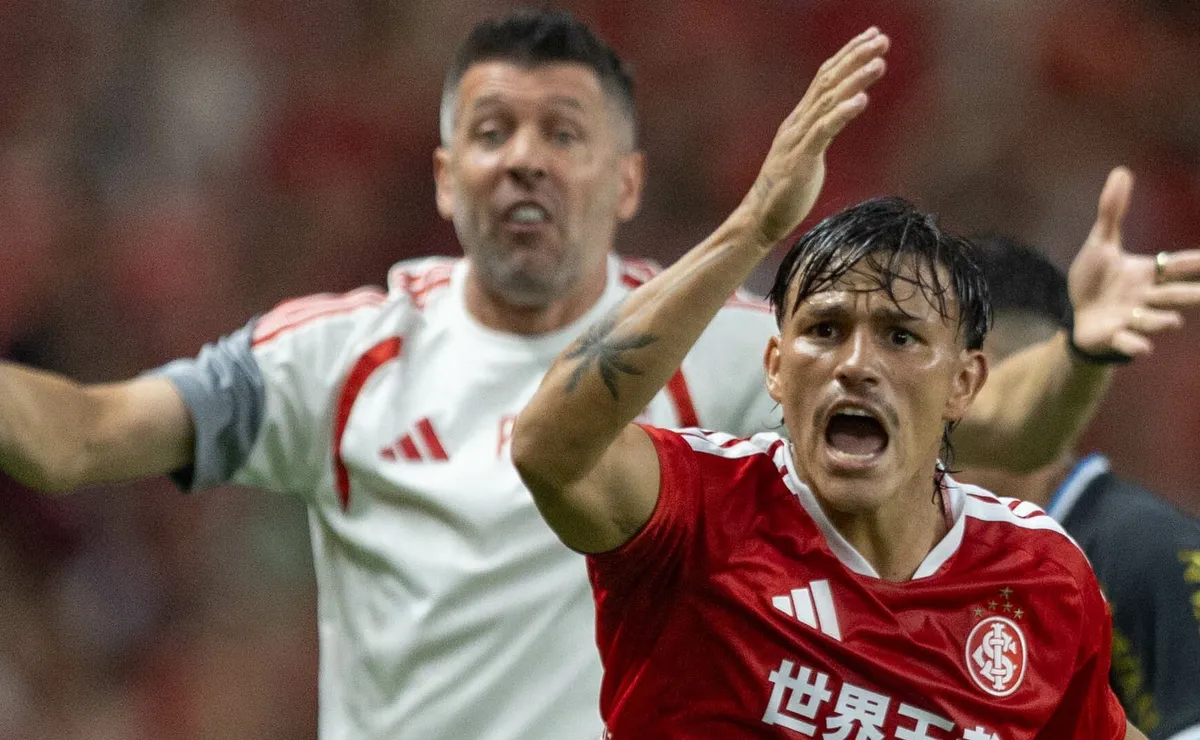 Bernabei vira alvo no mercado e saída do Internacional depende de proposta irrecusável em 2026, segundo jornalista