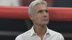 Luís Castro durante o Gre-Nal 452 válido pelo Campeonato Brasileiro Foto: Liamara Polli/AGIF