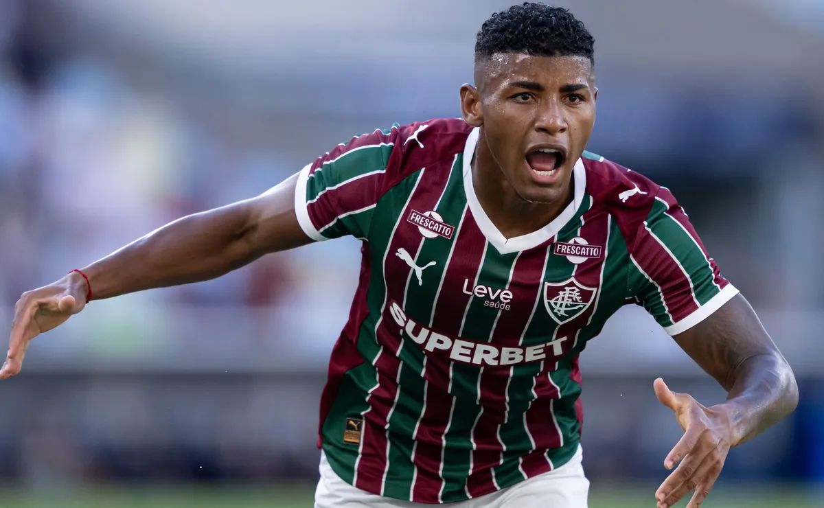 Hércules compara Fla-Flu a duelo de Libertadores e projeta confronto intenso no Maracanã