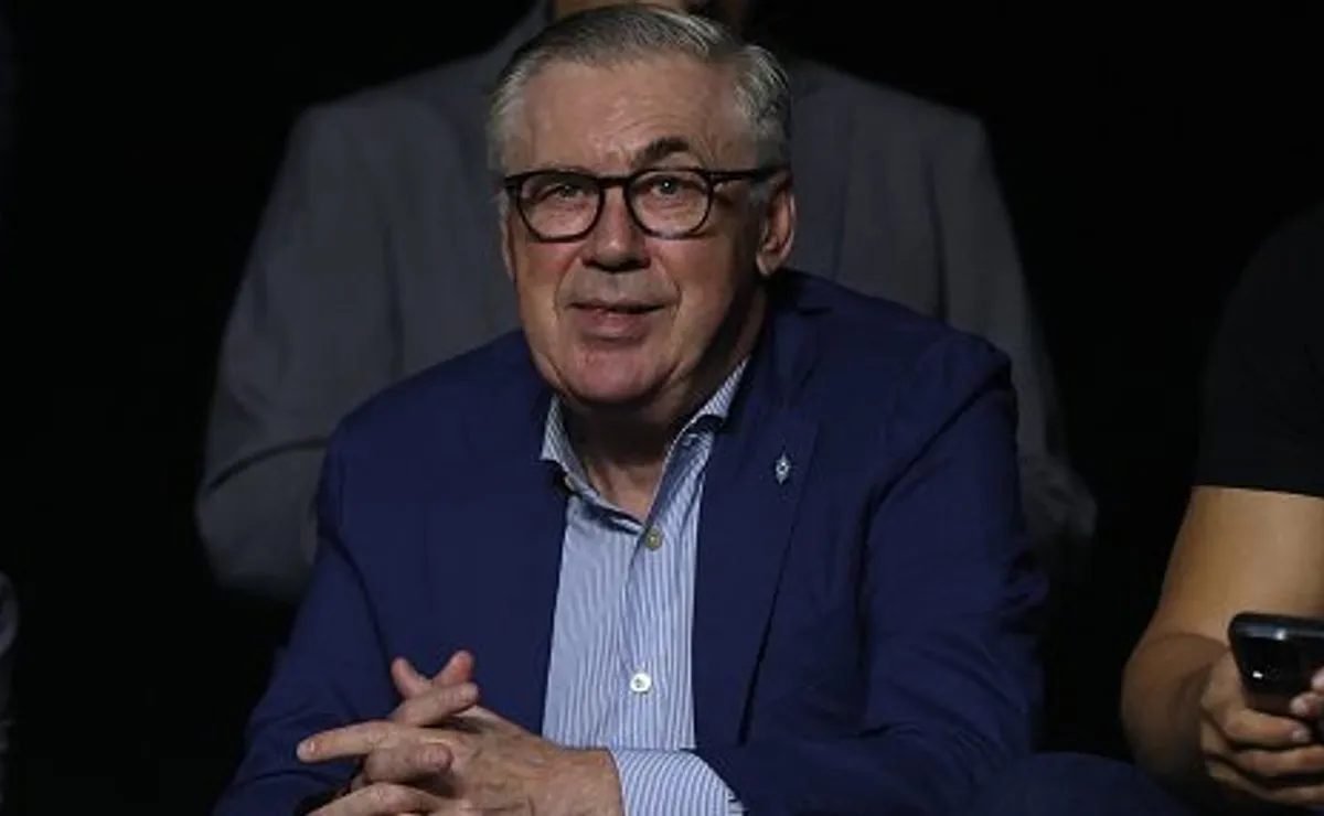 Ancelotti faz nova tentativa de ver Neymar e planeja assistir a jogo do Santos